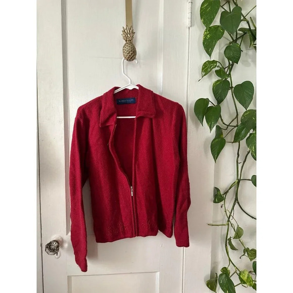 Karen Scott women’s size petite medium red sweater - Picture 1 of 8